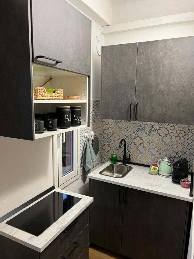 Stylish Apartment 3 Km Away From Duomo - Netflix, Wi-Fi, All Comforts Included มิลาน ภายนอก รูปภาพ
