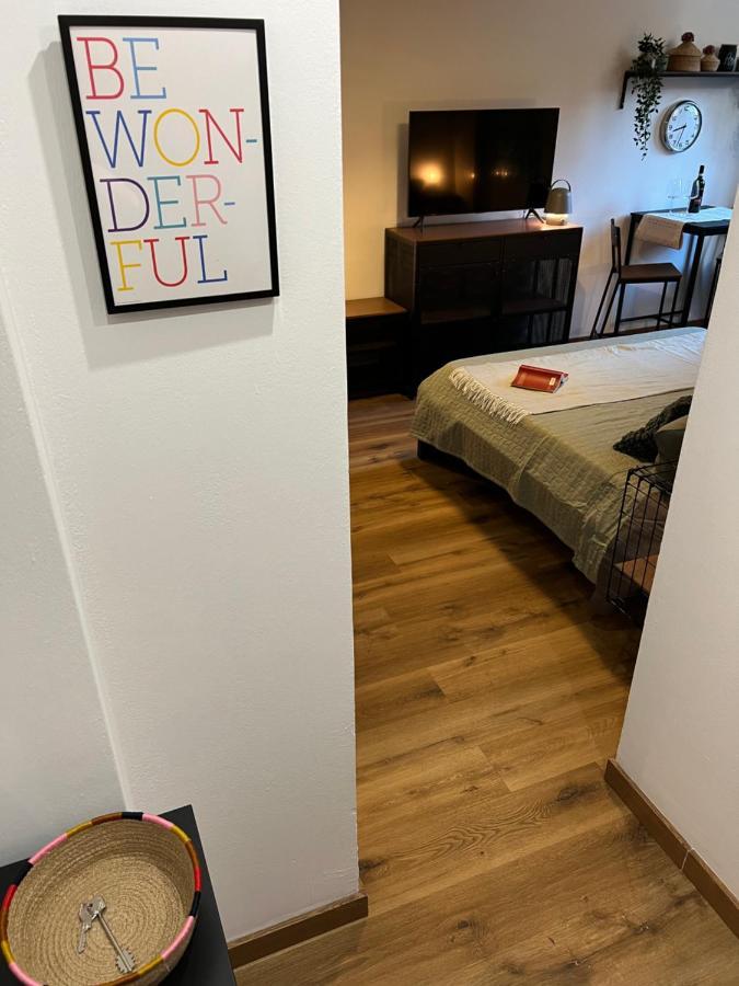 Stylish Apartment 3 Km Away From Duomo - Netflix, Wi-Fi, All Comforts Included มิลาน ภายนอก รูปภาพ
