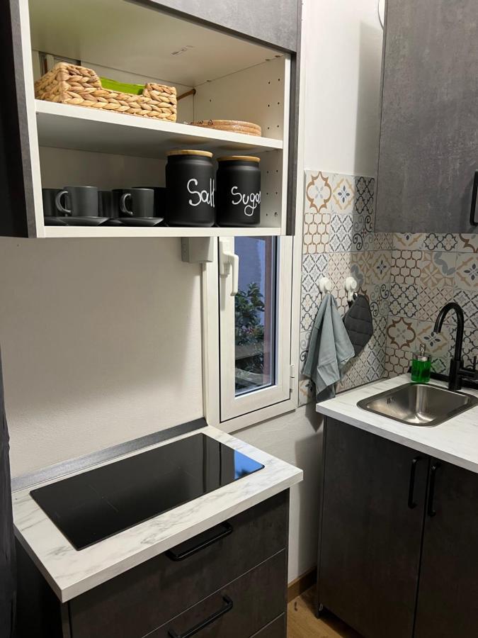 Stylish Apartment 3 Km Away From Duomo - Netflix, Wi-Fi, All Comforts Included มิลาน ภายนอก รูปภาพ