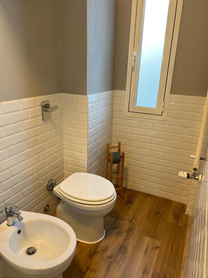 Stylish Apartment 3 Km Away From Duomo - Netflix, Wi-Fi, All Comforts Included มิลาน ภายนอก รูปภาพ